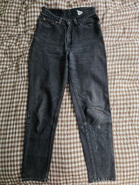 Vintage 90's Levi's 17512 High Waisted Womens Jeans